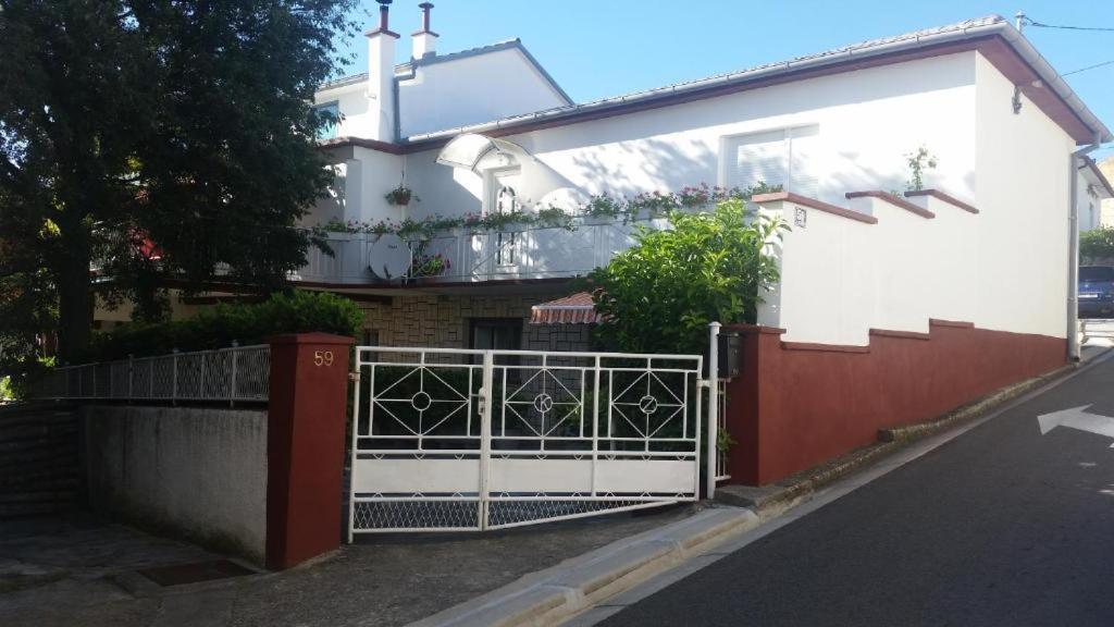 Apartment Dario Novi Vinodolski Bagian luar foto